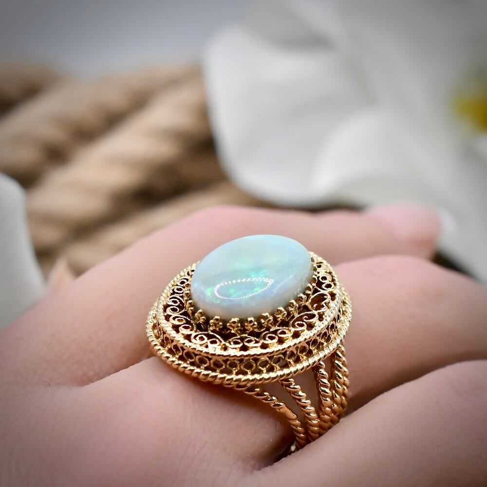 10g Estate 14K Gold Etruscan Revival Ring 5ct+ Green Fire N5 Dark Opal Vintage